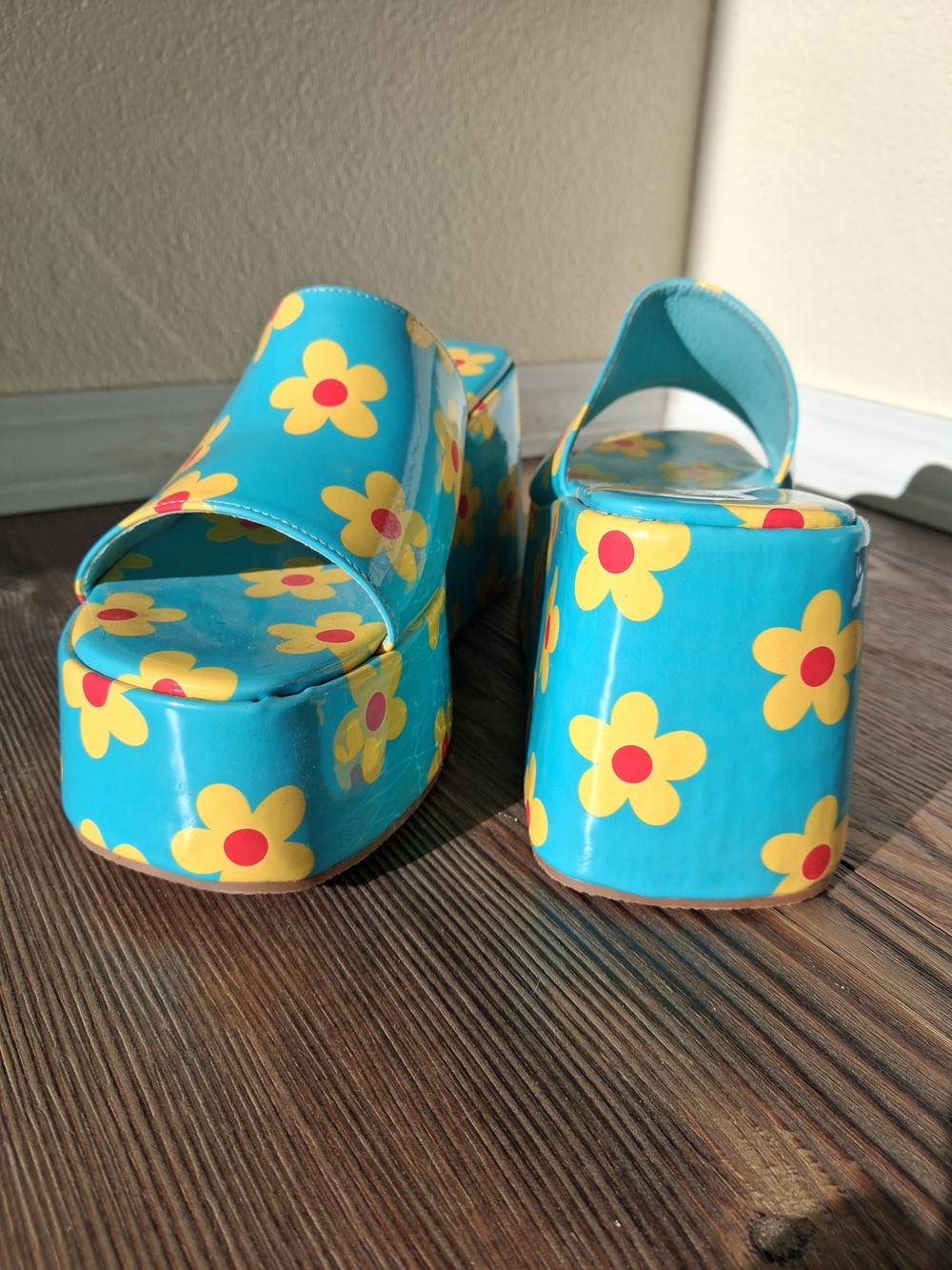 Groovy Blue Floral Platform Slide Sandals - Picture 2 of 5